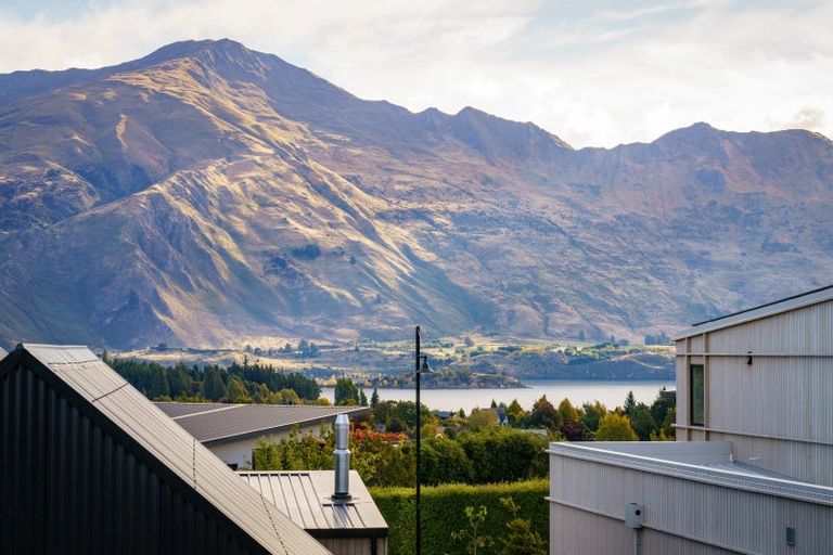 Photo of property in 7 Mills Road, Wanaka, 9305