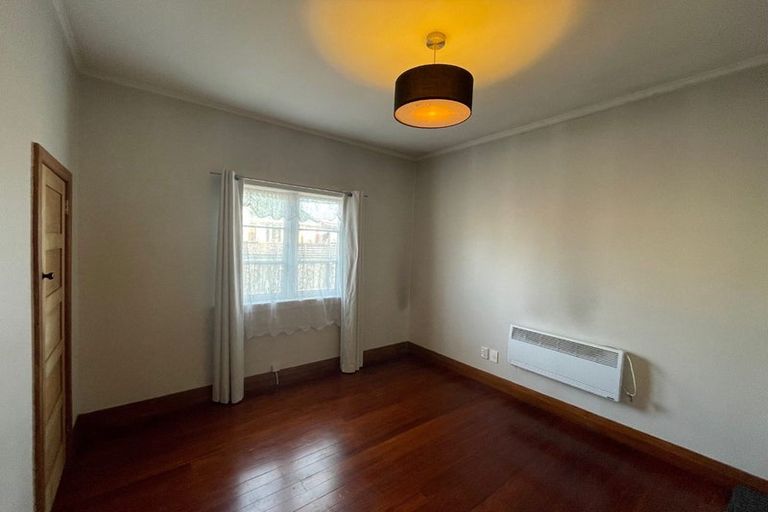 Photo of property in 1/38 Cambridge Terrace, Papatoetoe, Auckland, 2025