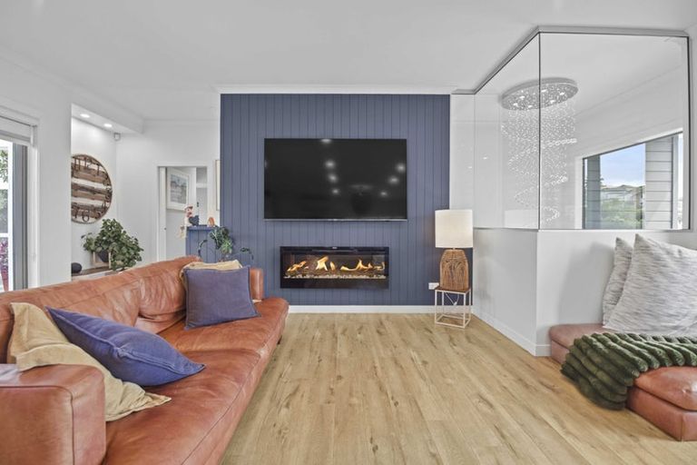 Photo of property in 65 Pinecrest Drive, Gulf Harbour, Whangaparaoa, 0930