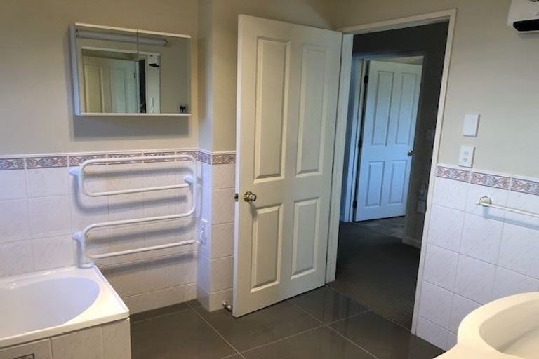 Photo of property in 27 Becmead Drive, Harewood, Christchurch, 8051