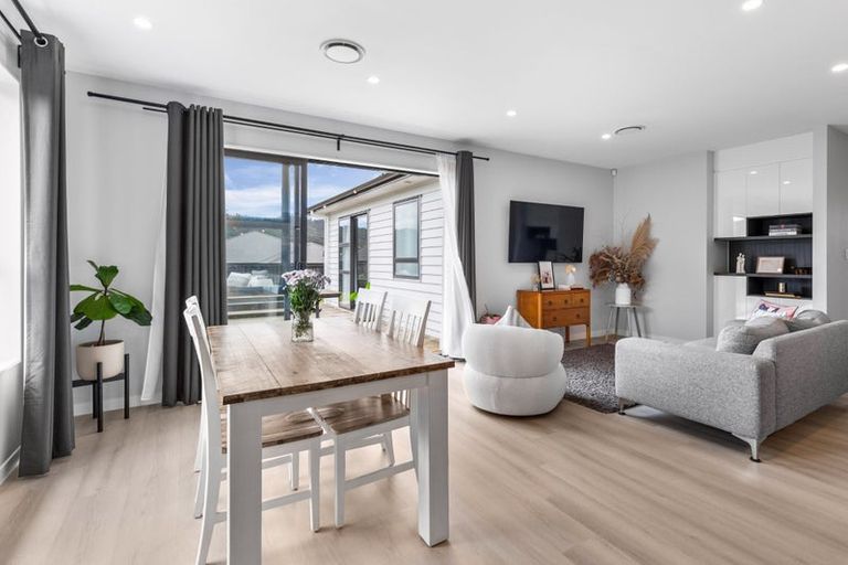 Photo of property in 202 Matua Road, Kumeu, 0810