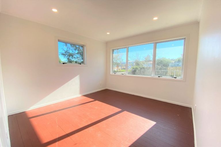 Photo of property in 13 Hyde Street, Manurewa East, Auckland, 2102