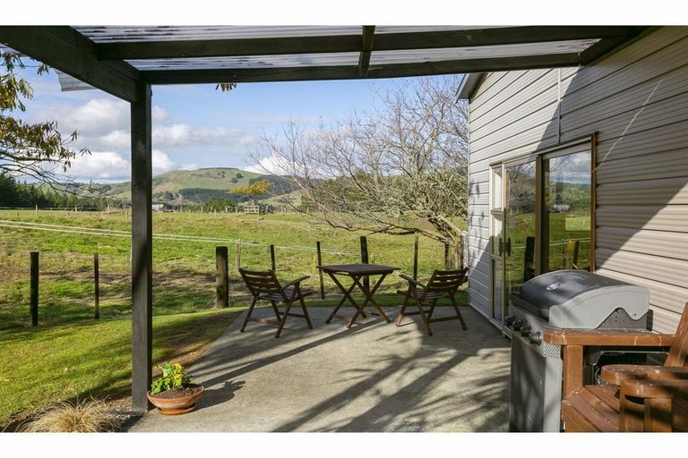 Photo of property in 864 Whangamata Road, Kinloch, Taupo, 3377