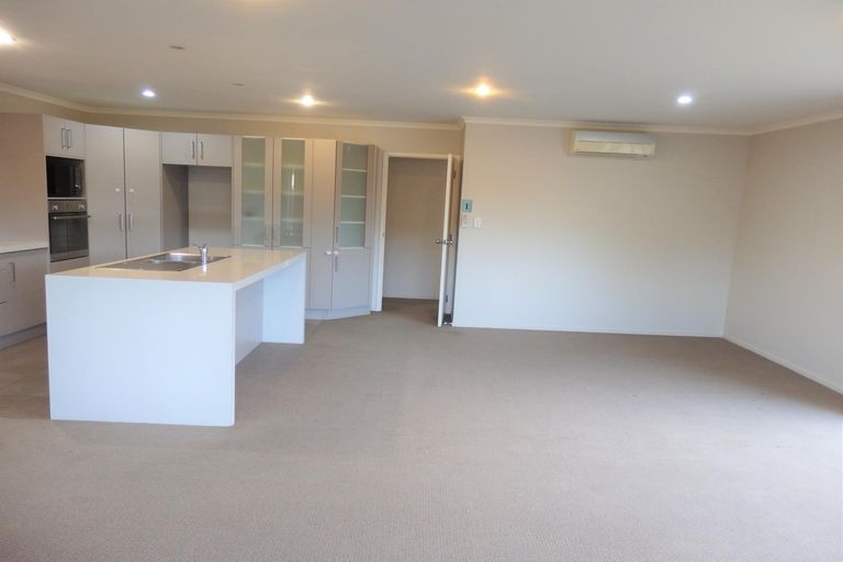 Photo of property in 7 Naomi Place, Cambridge, 3434