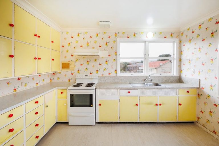 Photo of property in 18 Antrim Place, Hokowhitu, Palmerston North, 4410