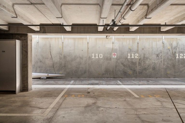 Photo of property in Atlas Apartments, 10/49 Maunganui Road, Mount Maunganui, 3116