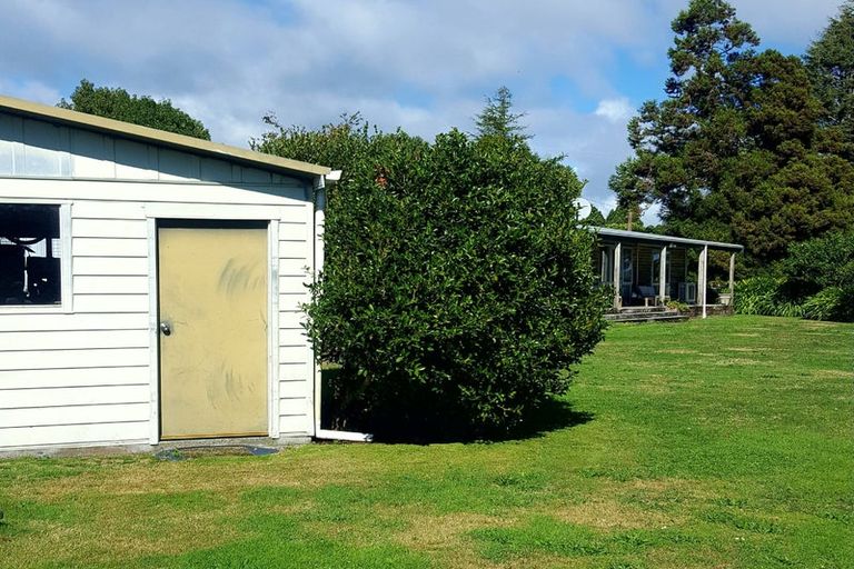 Photo of property in 52 Takiroa Street, Urenui, 4375