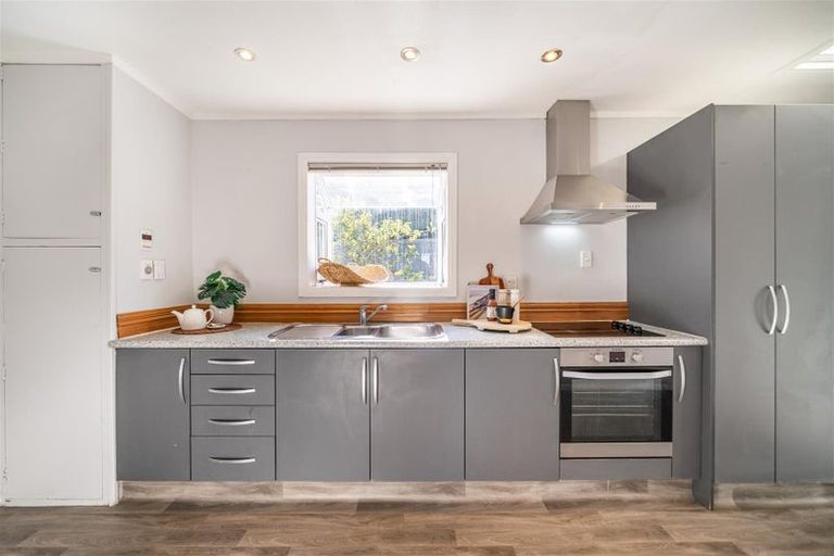 Photo of property in 35 Riddlers Crescent, Petone, Lower Hutt, 5012