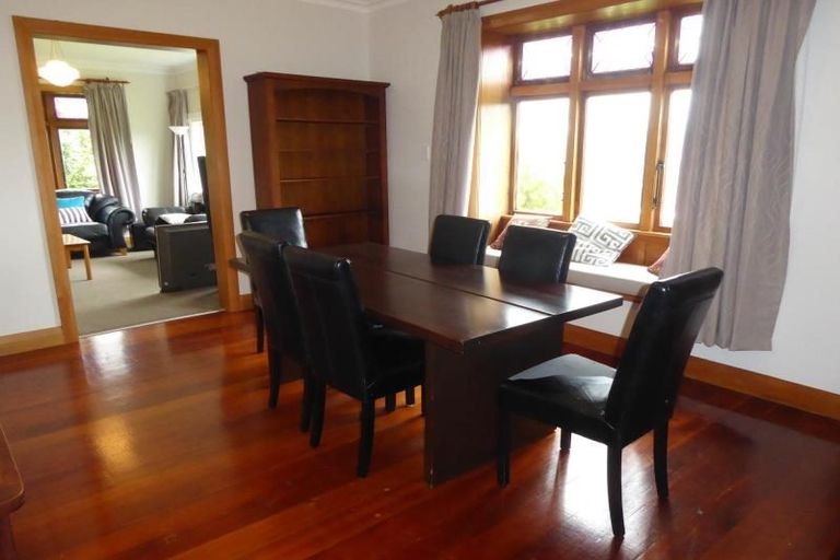 Photo of property in 53 Nevay Road, Miramar, Wellington, 6022