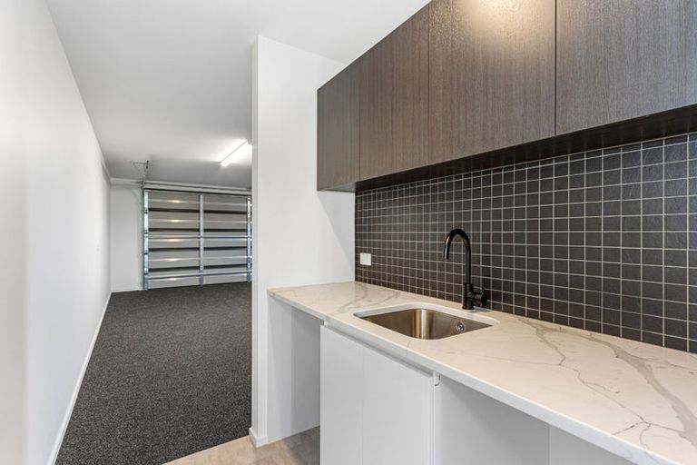 Photo of property in 5 Ligget Place, Woodend, 7610
