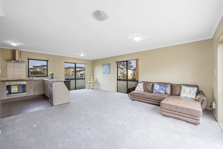 Photo of property in St Claire Village, 229/172 Mcleod Road, Te Atatu South, Auckland, 0610