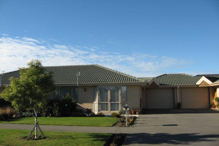 Photo of property in 1d Blue Gum Place, New Brighton, Christchurch, 8083