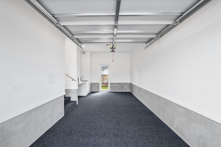 Photo of property in 16c Bass Street, Woolston, Christchurch, 8062