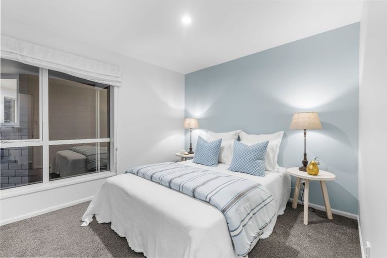 Photo of property in 5 Gilders Grove, Heathcote Valley, Christchurch, 8022