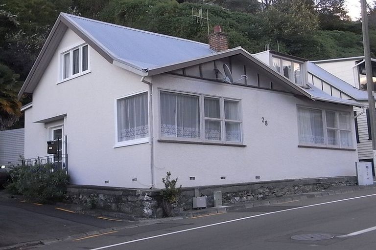 Photo of property in 28 Shakespeare Road, Bluff Hill, Napier, 4110