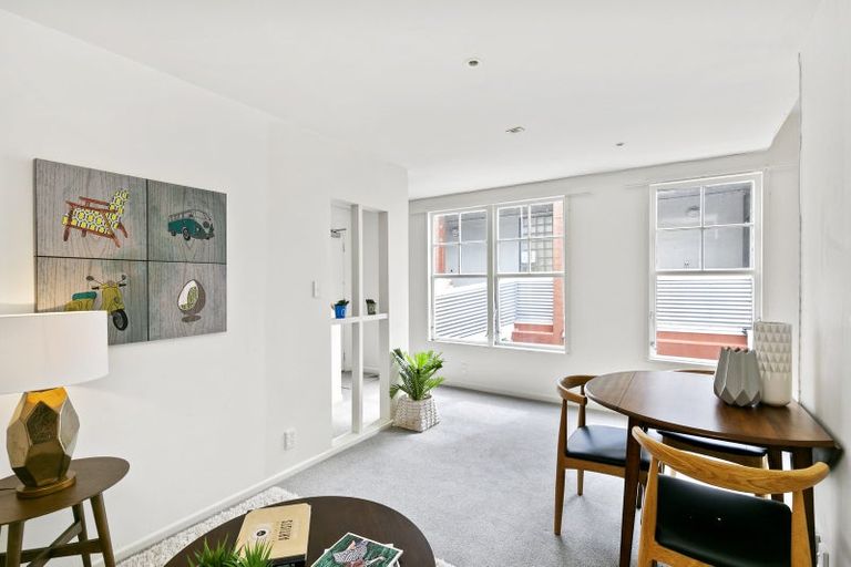 Photo of property in Hopper Street Apartments, 20u2 Hopper Street, Mount Cook, Wellington, 6011