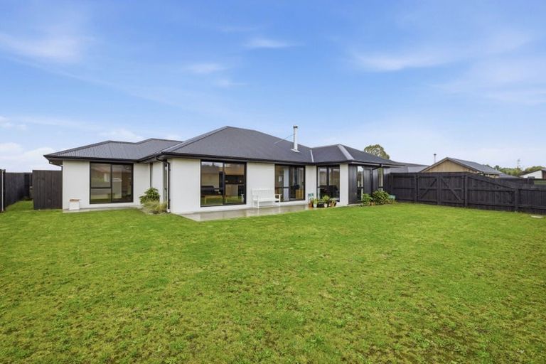 Photo of property in 45 Suffolk Drive, Kirwee, 7571