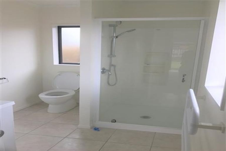 Photo of property in 18 Donegal Park Drive, Flat Bush, Auckland, 2019