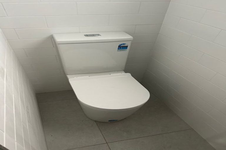 Photo of property in 8 Wilkinson Street, Oriental Bay, Wellington, 6011