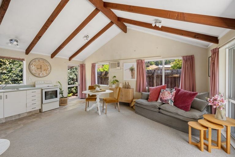Photo of property in 24 Church Road, Taradale, Napier, 4112