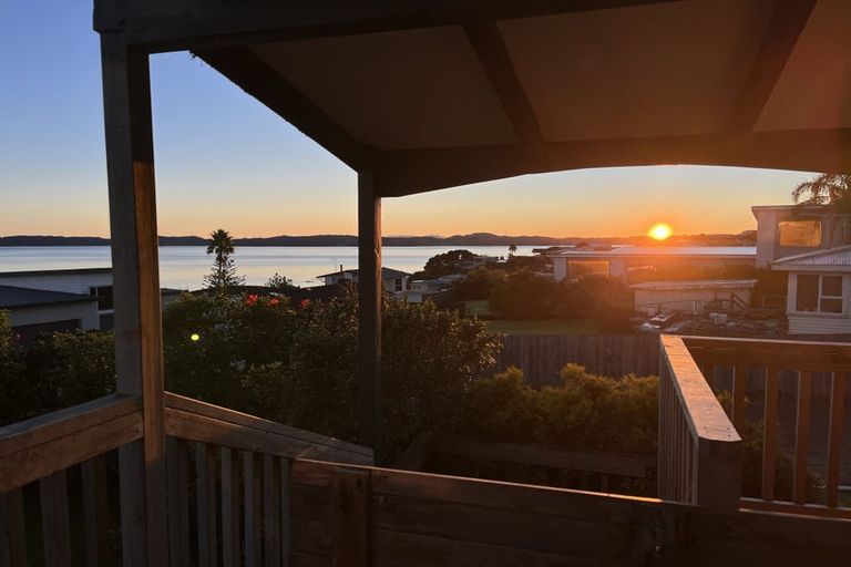 Photo of property in 32 Craig Road, Maraetai, Auckland, 2018