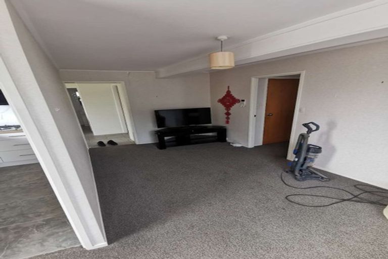 Photo of property in 30 Terra Nova Street, Glen Eden, Auckland, 0602