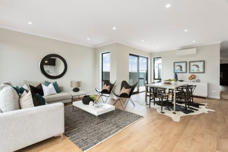 Photo of property in 6 Tai Crescent, Hobsonville, Auckland, 0616