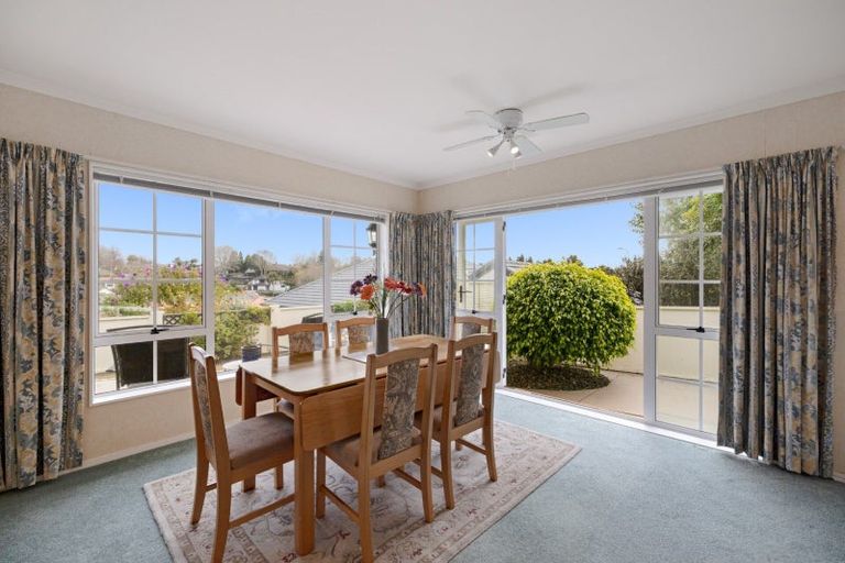 Photo of property in 31 Buckingham Place, Bethlehem, Tauranga, 3110