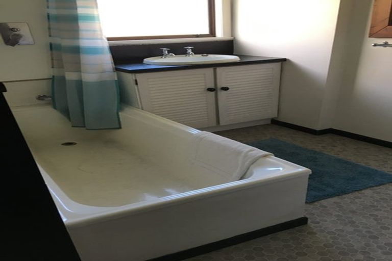 Photo of property in 130 Smart Road, Glen Avon, New Plymouth, 4372