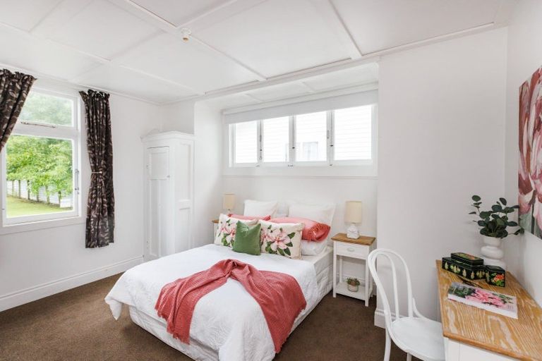 Photo of property in 9 Chelwood Street, Takaro, Palmerston North, 4412