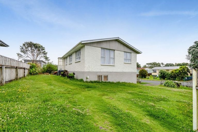 Photo of property in 19 Rangitake Drive, Spotswood, New Plymouth, 4310