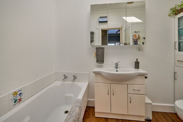 Photo of property in 191 Knights Road, Hutt Central, Lower Hutt, 5011