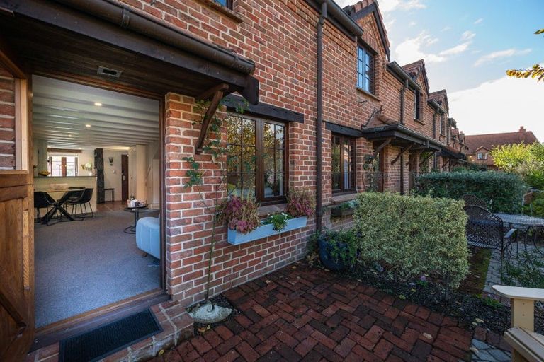 Photo of property in 8/6 Quiet Woman Way, Monaco, Nelson, 7011