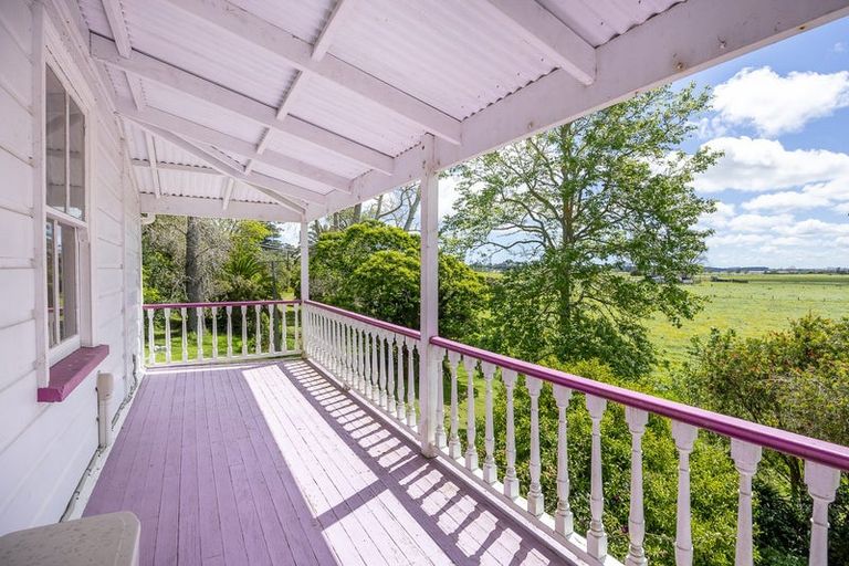 Photo of property in 847b Pouto Road, Te Kopuru, 0371