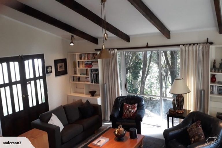 Photo of property in 19 Hillcrest Drive, Kelvin Grove, Palmerston North, 4414