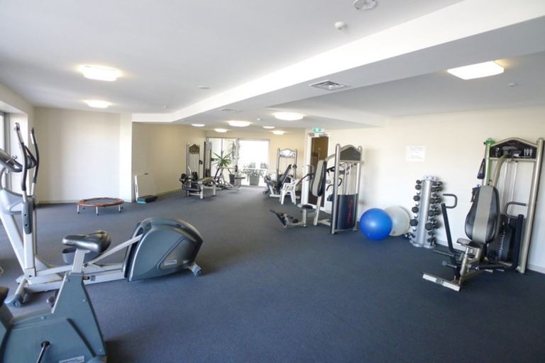 Photo of property in 2/11 George Street, Mangere East, Auckland, 2024