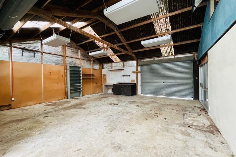 Photo of property in 233 Waihoehoe Road, Drury, 2577