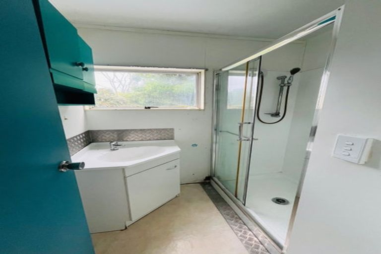 Photo of property in 233 Waihoehoe Road, Drury, 2577