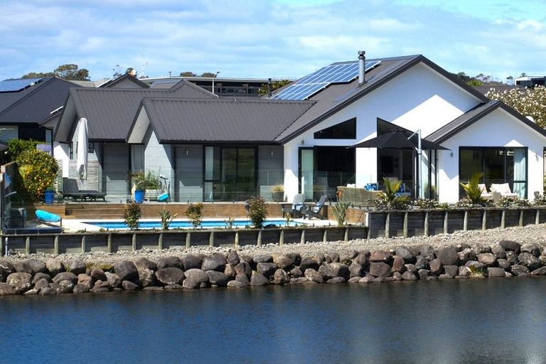 Photo of property in 49b Links Drive, Waiwhakaiho, New Plymouth, 4312