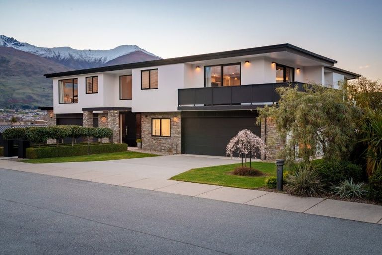 Photo of property in 14 Primary Lane, Wanaka, 9305