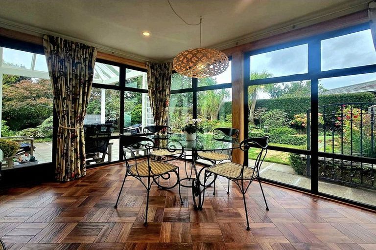 Photo of property in 12a Tamati Place, Merrilands, New Plymouth, 4312