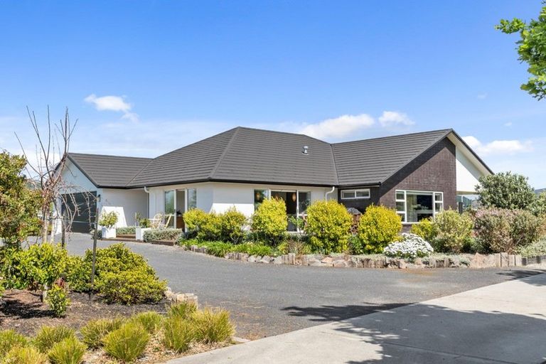 Photo of property in 6 Royal Ascot Drive, Papamoa Beach, Te Puke, 3187