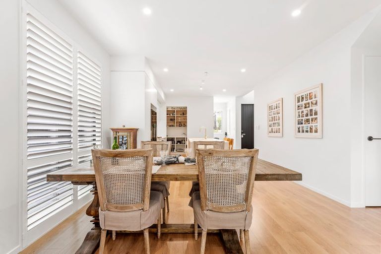 Photo of property in 35 Sidwell Road, Wainui, 0932