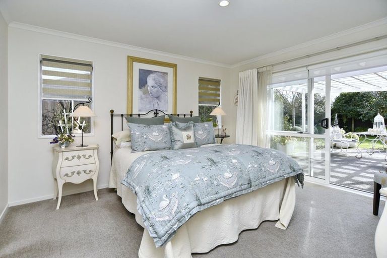 Photo of property in 19 Hawthorn Mews, Rangiora, 7400