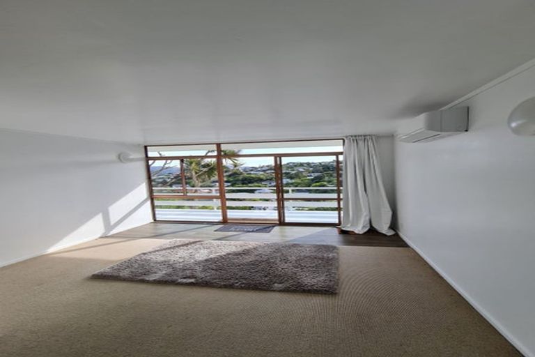 Photo of property in 17f6 Wrights Hill Road, Karori, Wellington, 6012