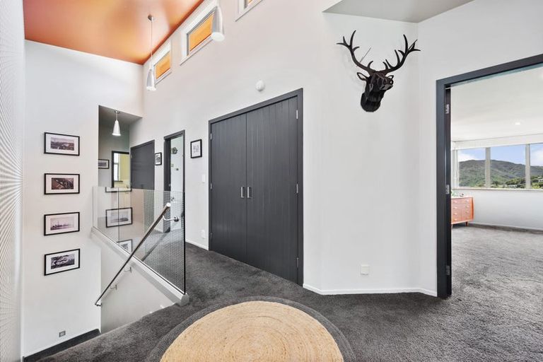 Photo of property in 30b Kaihuia Street, Northland, Wellington, 6012