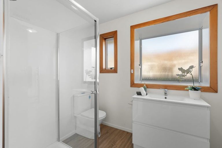 Photo of property in 184 Withells Road, Avonhead, Christchurch, 8042