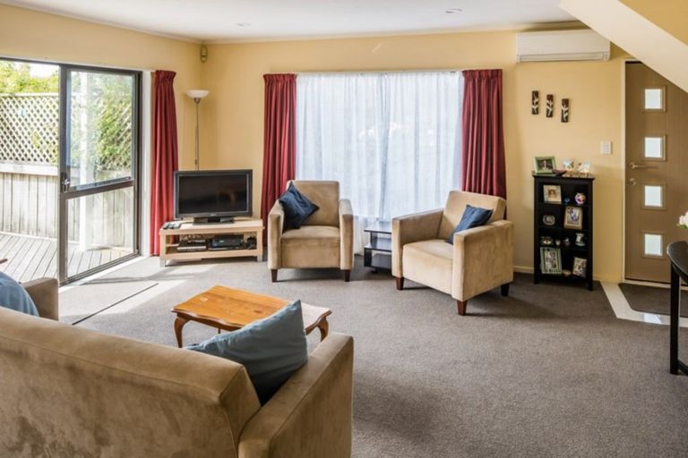 Photo of property in 5 Kedge Lane, Whitby, Porirua, 5024