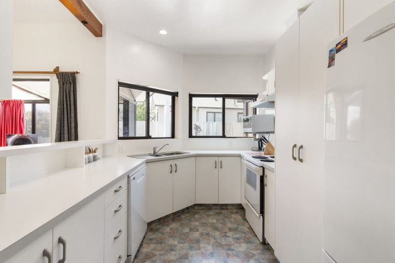 Photo of property in 105 Everitt Crescent, Whangamata, 3620