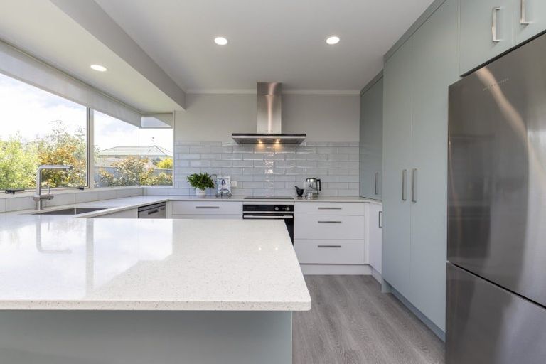 Photo of property in 5a Nathan Avenue, Paraparaumu Beach, Paraparaumu, 5032